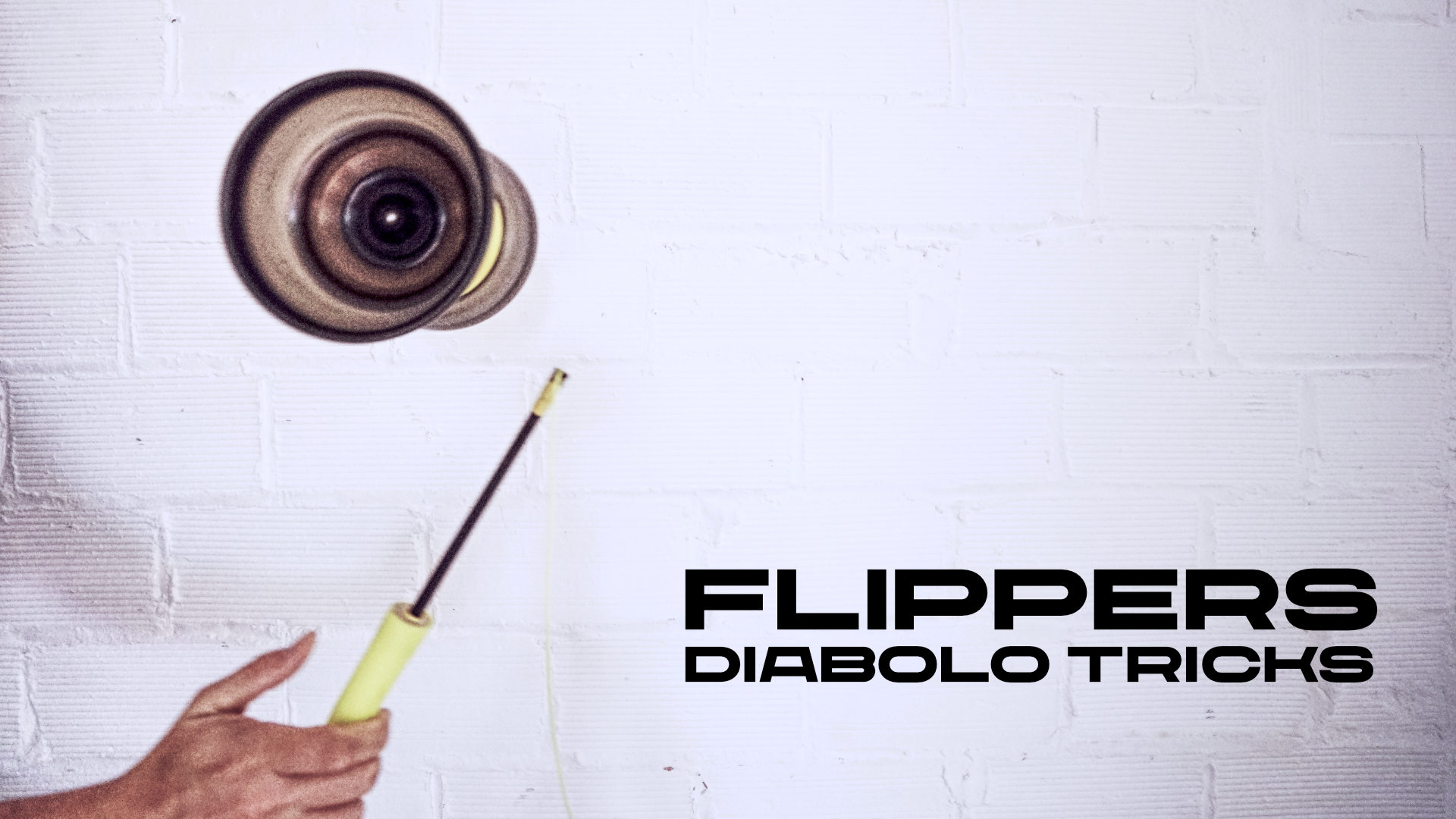 Flippers, a dynamic diabolo trick
